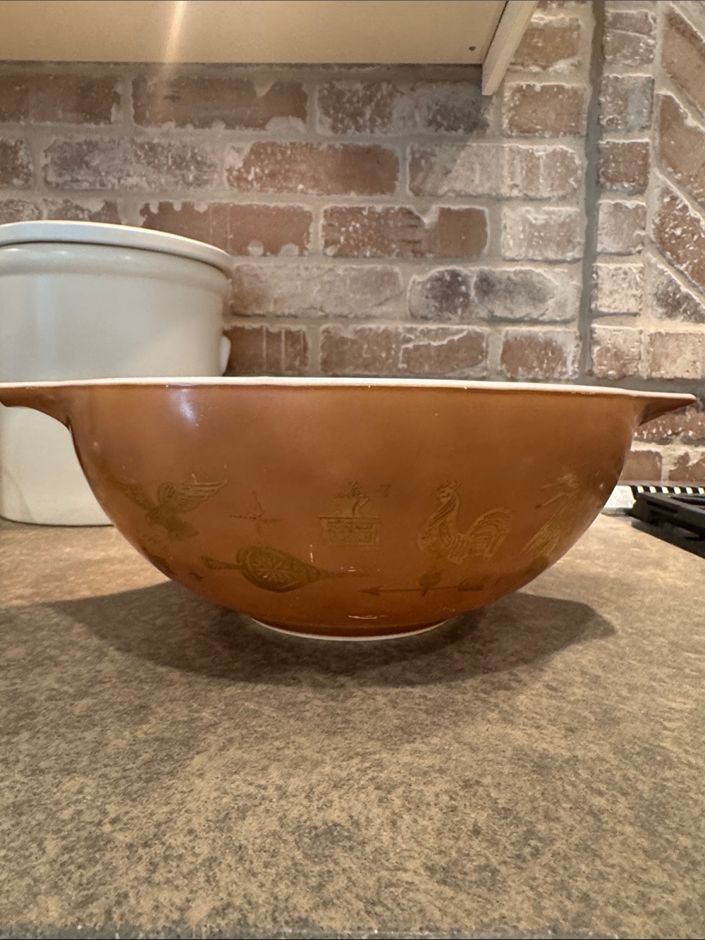 Vintage Pyrex "Early American" 4-Quart Cinderella Mixing Bowl (#444)